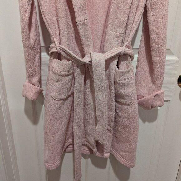 Victoria's Secret Small Pink Short Bathrobe with Belt - Picture 4 of 11
